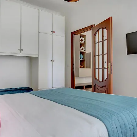 Vatican Doria 64 - And Apartment